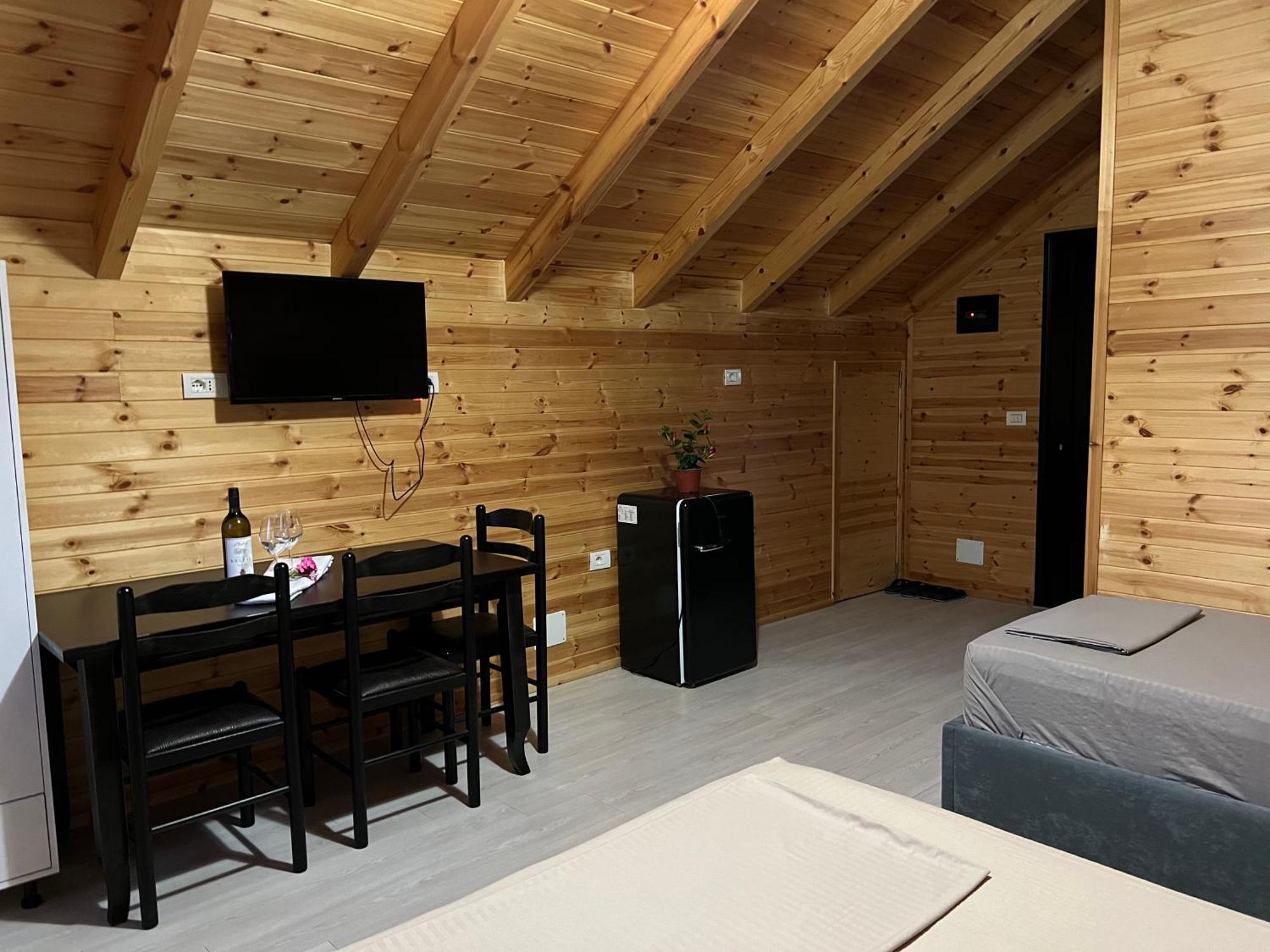 Beni Rooms Tale Lezhë Екстериор снимка